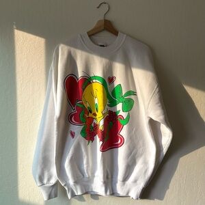 Sold Vintage 90s looney tunes tweety bird heart oversized white sweatshirt xl